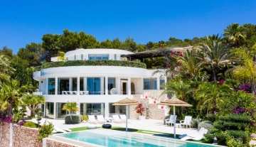 Resa Estates modern villa for sale te koop Cala Tarida Ibiza house main photo.jpg